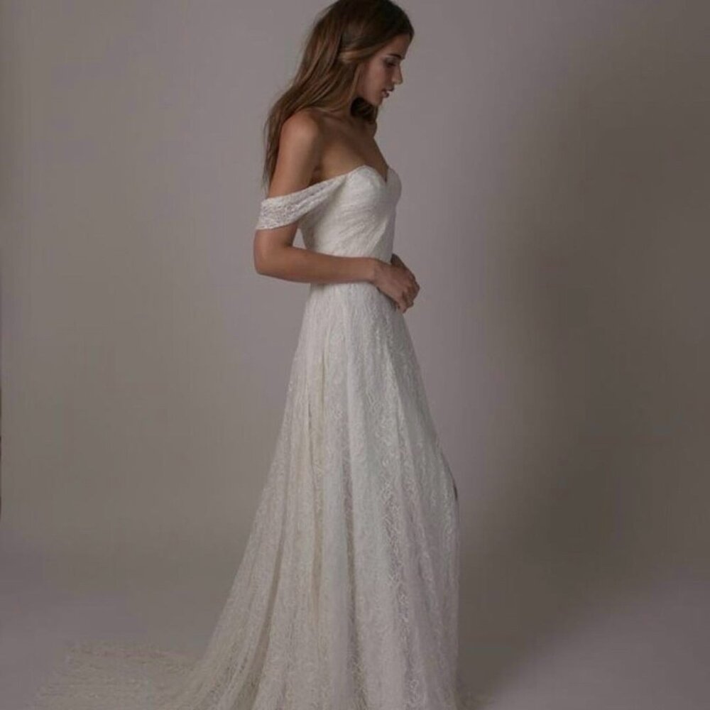 Sarah Seven Size 2 Wedding Dress